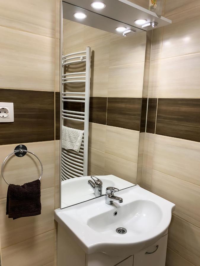 Aranykorona Apartmanhaz Мишкольц Экстерьер фото